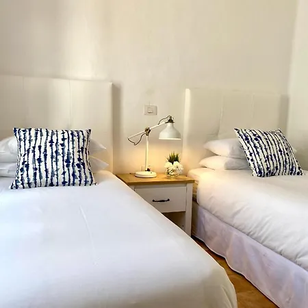 Casa Cristina 펜션 *
